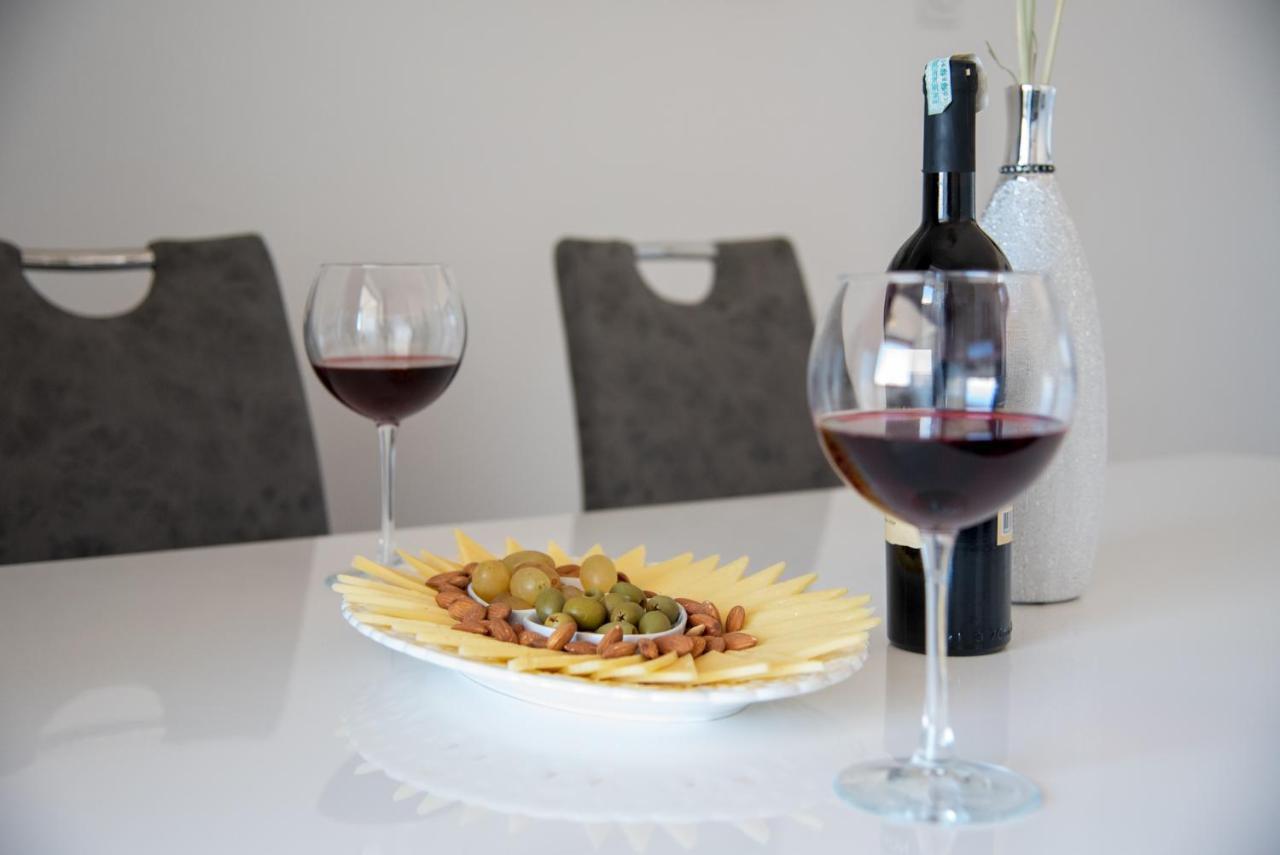 Apartman Ante Livno Bagian luar foto