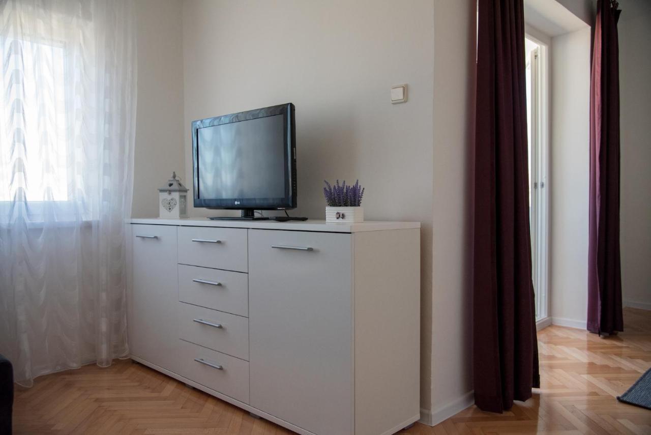 Apartman Ante Livno Bagian luar foto